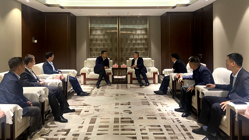 公司黨委書記、董事長(zhǎng)錢申春拜訪蕪湖市委副書記、市長(zhǎng)寧波2